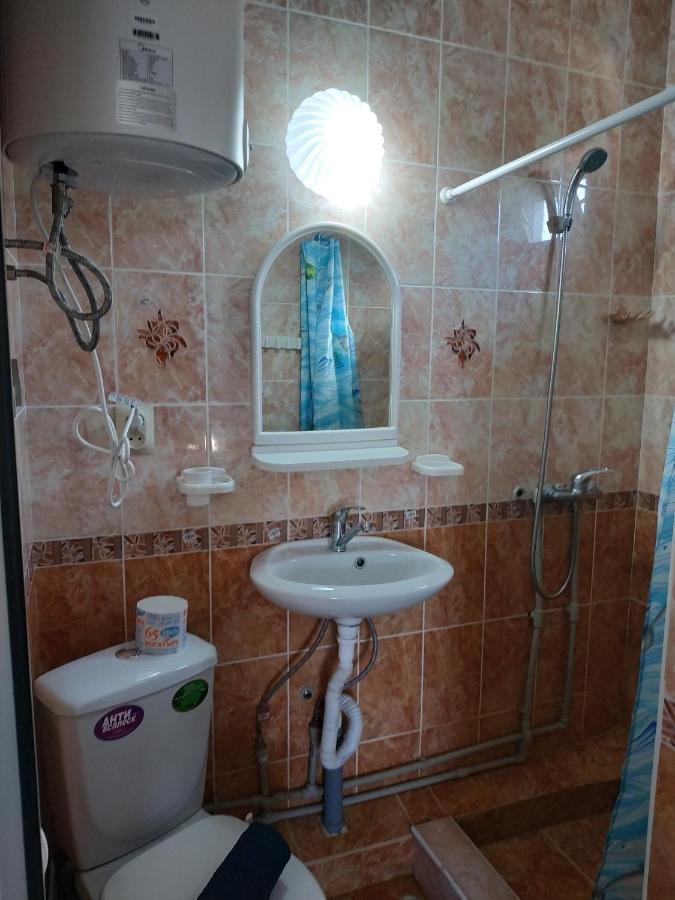 Guest House U Antoniny Gagra Buitenkant foto