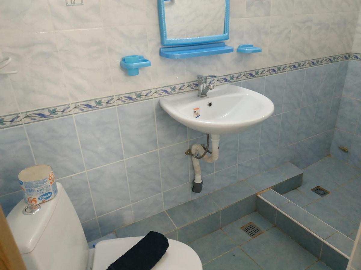 Guest House U Antoniny Gagra Buitenkant foto