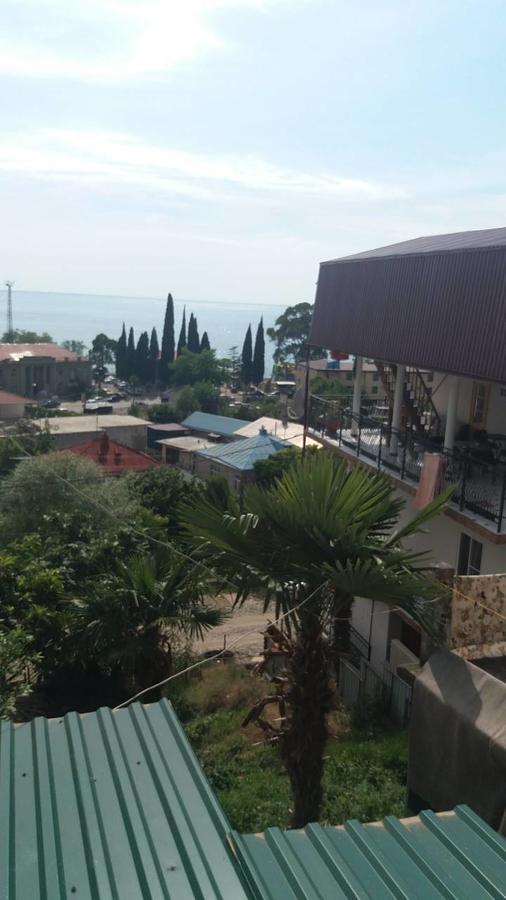 Guest House U Antoniny Gagra Buitenkant foto